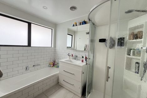 Photo of property in 27 Bodmin Terrace, Camborne, Porirua, 5026