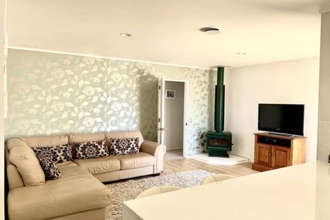 Photo of property in 46 Wairere Road, The Gardens, Auckland, 2105