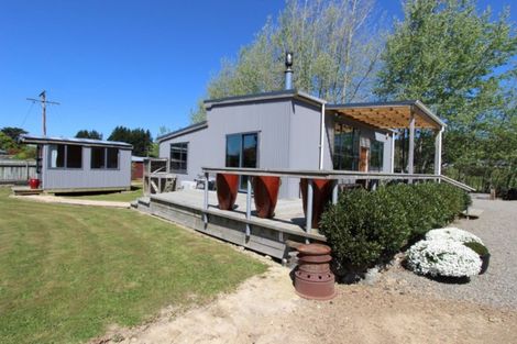 Photo of property in 1 Jackson Street, Eketahuna, 4900