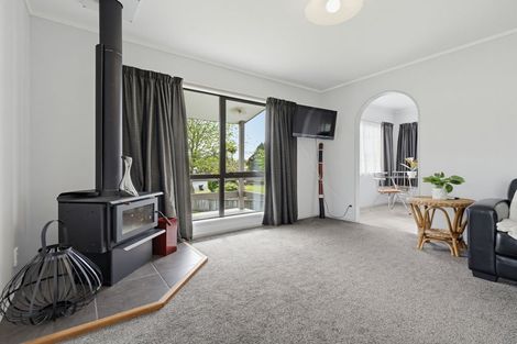 Photo of property in 2 Goldie Street, Pukehangi, Rotorua, 3015