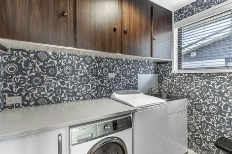 Photo of property in 9 Waterford Drive, Winton, 9720