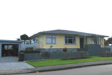 Photo of property in 2 Charleston Avenue, Boulcott, Lower Hutt, 5011