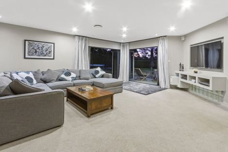 Photo of property in 8 Monkton Close, Greenhithe, Auckland, 0632