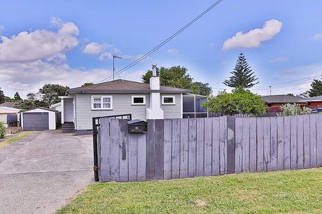 Photo of property in 1/76 Grove Road, Papakura, 2110