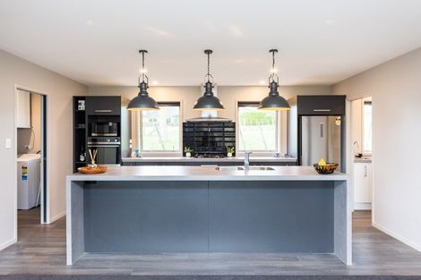 Photo of property in 7 Poplar Grove, Feilding, 4702