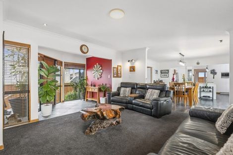 Photo of property in 75 Campbell Road, Mount Maunganui, 3116