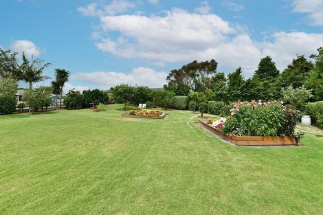 Photo of property in 57 Shelly Beach Road, Shelly Beach, Helensville, 0874