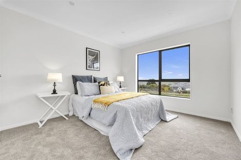 Photo of property in 19 Elevation Street, Flat Bush, Auckland, 2019