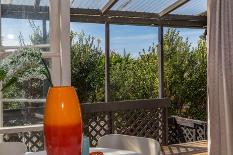 Photo of property in 11 Kauri Road, Stanmore Bay, Whangaparaoa, 0932