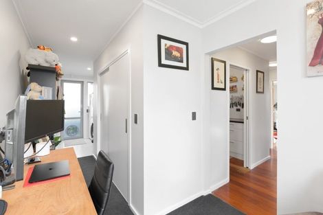 Photo of property in 64 Alfred Street, Fairfield, Hamilton, 3214