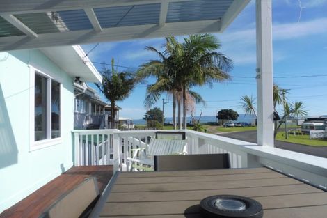 Photo of property in 11 Tatahi Street, Te Puru, Thames, 3575