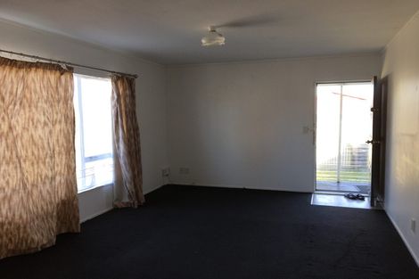 Photo of property in 89 Gossamer Drive, Pakuranga Heights, Auckland, 2010