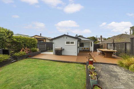Photo of property in 10 Tarawera Road, Johnsonville, Wellington, 6037