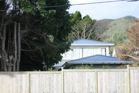 Photo of property in 357 Stokes Valley Road, Stokes Valley, Lower Hutt, 5019