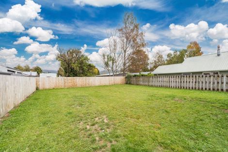 Photo of property in 37 Te Iwiheke Place, Turangi, 3334