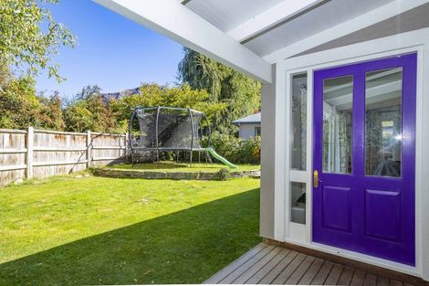 Photo of property in 9 Mcdonnell Road, Arrowtown, 9302