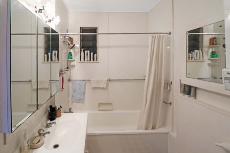 Photo of property in Herbert Gardens, 186 The Terrace, Wellington Central, Wellington, 6011