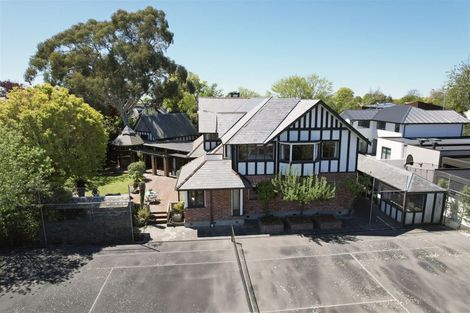 Photo of property in 283 Papanui Road, Merivale, Christchurch, 8052