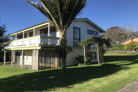 Photo of property in 10 Myrtle Drive, Omokoroa, 3114