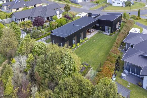 Photo of property in 11 Bodes Lane, Kinloch, Taupo, 3377