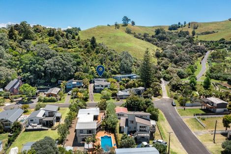 Photo of property in 12 Wai-iti Terrace, Whitianga, 3510