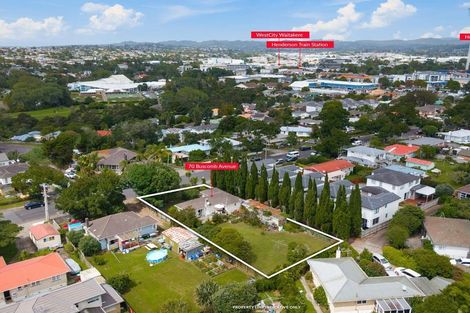 Photo of property in 70 Buscomb Avenue, Henderson, Auckland, 0610