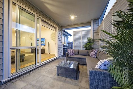 Photo of property in 15 Turpin Road, Riverhead, 0820