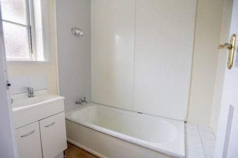 Photo of property in 121b Elizabeth Street, Riccarton, Christchurch, 8041