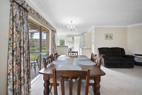 Photo of property in 8 Shakespeare Way, Kelvin Grove, Palmerston North, 4414