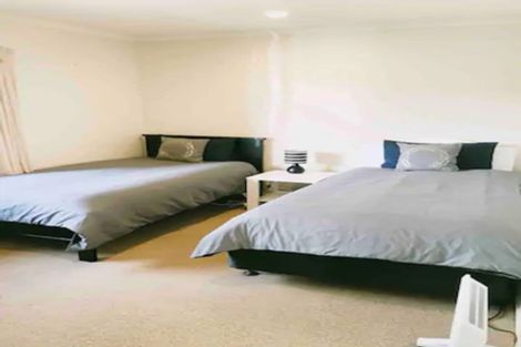 Photo of property in 12 Kalmore Place, Flat Bush, Auckland, 2016