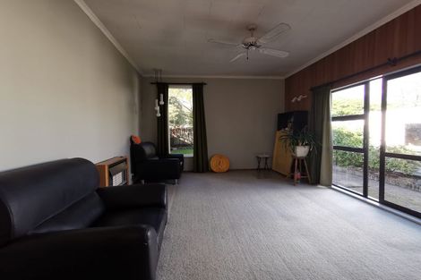 Photo of property in 219 Cambridge Terrace, Naenae, Lower Hutt, 5011