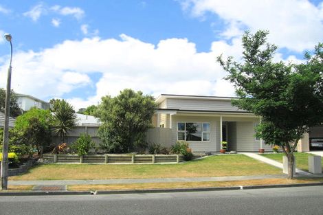 Photo of property in 10 Clearwater Terrace, Brown Owl, Upper Hutt, 5018