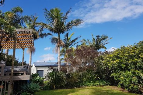Photo of property in 13 Waterman Drive, Langs Beach, Waipu, 0582