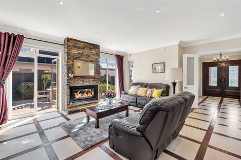 Photo of property in 24 The Mews, Shamrock Park, Auckland, 2016