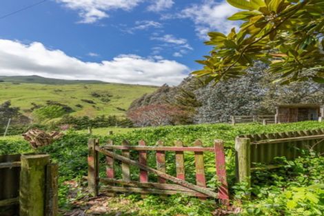 Photo of property in 8 Shadbolts Road, Pigeon Bay, Akaroa, 7583