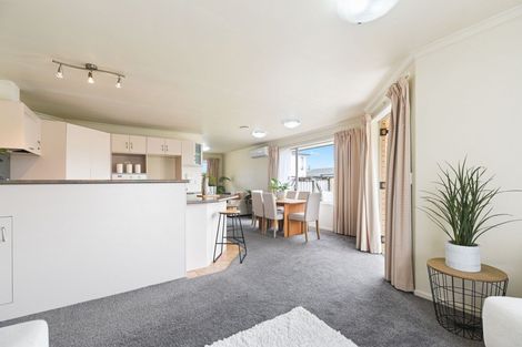 Photo of property in 53a Vardon Road, St Andrews, Hamilton, 3200