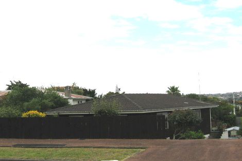 Photo of property in 10 Ted William Street, New Windsor, Auckland, 0600