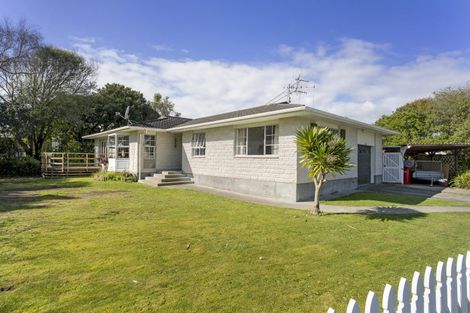 Photo of property in 100 Waerenga Road, Otaki, 5512