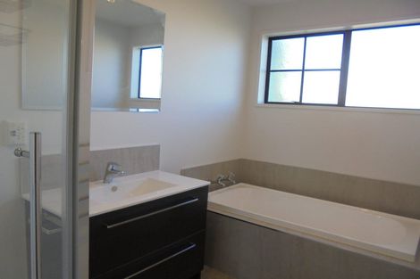 Photo of property in 51 Karnak Crescent, Russley, Christchurch, 8042