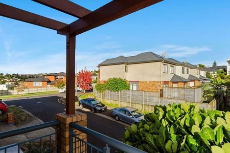 Photo of property in Hibiscus Garden, 3 Lavender Garden Lane, Oteha, Auckland, 0632