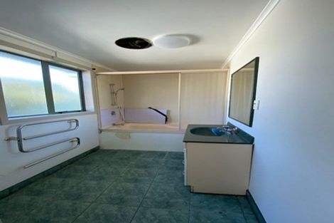 Photo of property in 9 Greers Road, Weymouth, Auckland, 2103