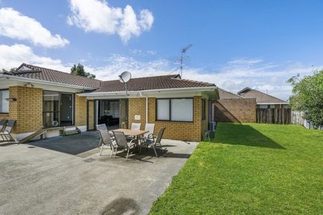 Photo of property in 3 Aztec Place, Conifer Grove, Takanini, 2112