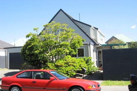 Photo of property in 2/30 Woodford Terrace, Ilam, Christchurch, 8053