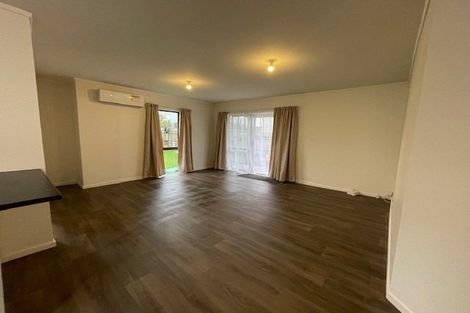 Photo of property in 1/21 Solveig Place, Randwick Park, Auckland, 2105