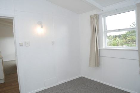 Photo of property in 25 Hemara Street, Waikanae Beach, Waikanae, 5036