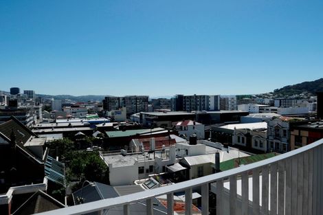 Photo of property in Qba Apartments, 4r/51 Webb Street, Mount Cook, Wellington, 6011