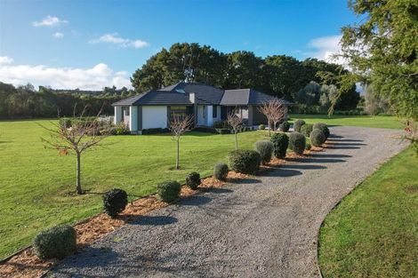 Photo of property in 73 Muhunoa East Road, Ohau, Levin, 5570