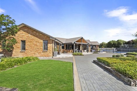 Photo of property in 70 Kakariki Road, Marton, 4787