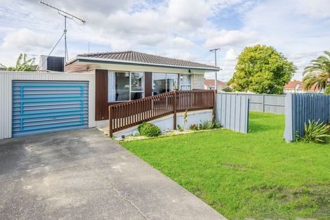 Photo of property in 1/24 Alfriston Road, Manurewa East, Auckland, 2102