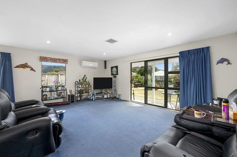 Photo of property in 33 Stephen Street, Trentham, Upper Hutt, 5018